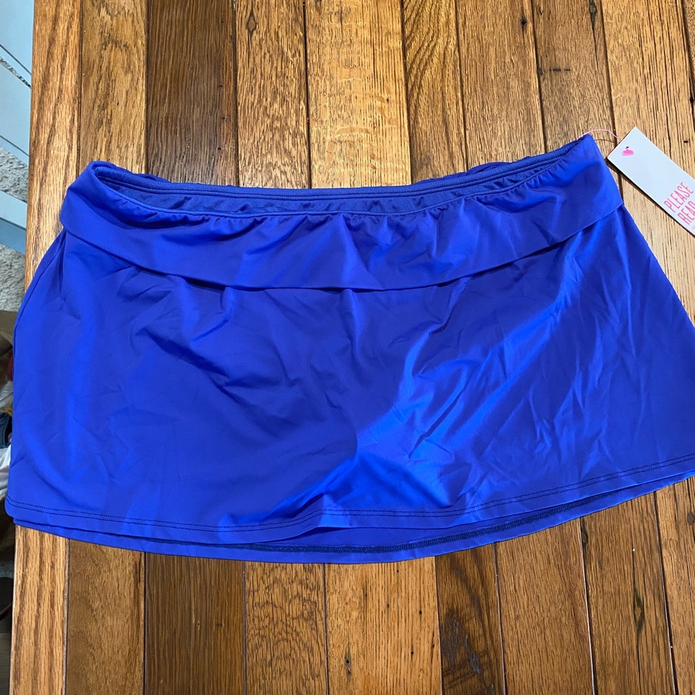 NWT Lilly Pulitzer swim bottom size 12. $55 💙